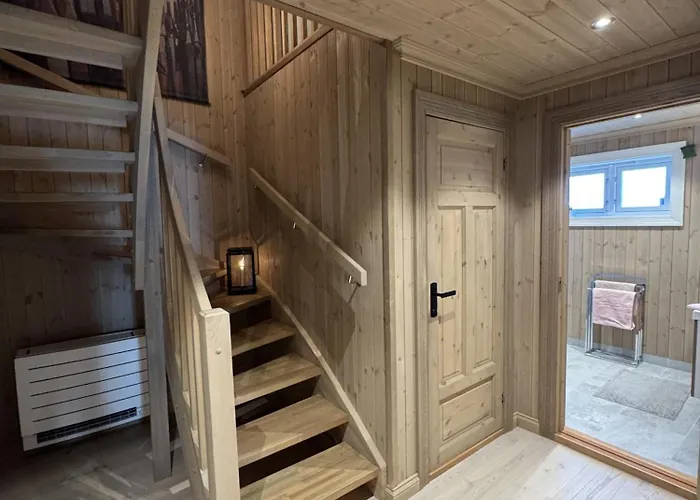 Spacious And Roomy On Golsfjellet 度假居