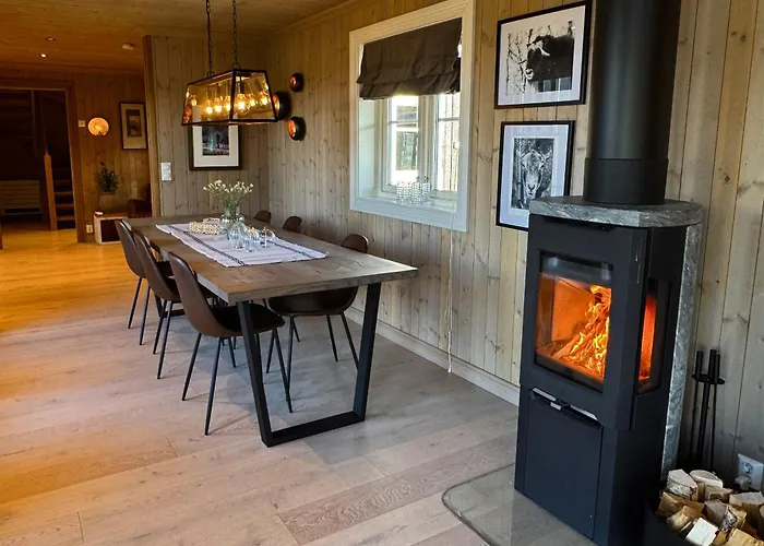 Spacious And Roomy On Golsfjellet 度假居